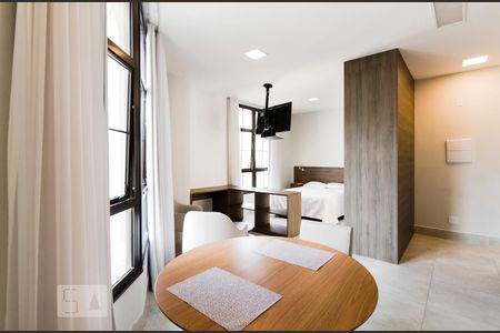 Studio para alugar com 41m², 1 quarto e sem vaga Studio para alugar com 41m², 1 quarto e sem vagaStudio