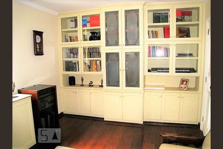 Quarto 1 de apartamento à venda com 4 quartos, 230m² em Aclimação, São Paulo