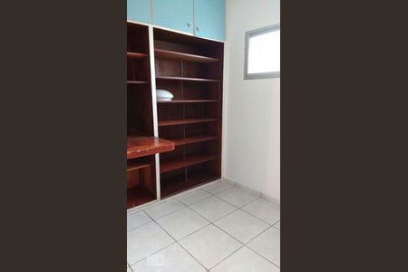 Apartamento à venda com 90m², 3 quartos e 2 vagas Apartamento à venda com 90m², 3 quartos e 2 vagasQuarto
