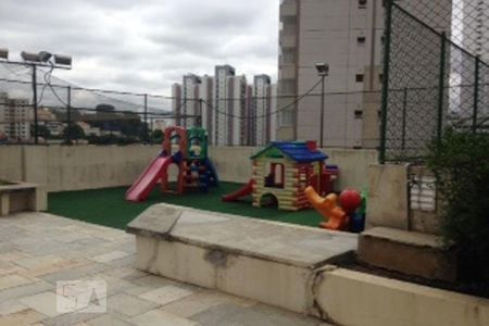 Apartamento à venda com 90m², 3 quartos e 2 vagas Apartamento à venda com 90m², 3 quartos e 2 vagasPlayground