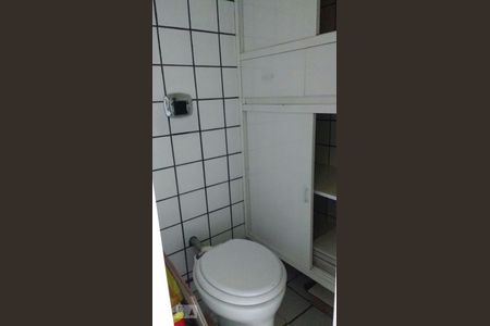 Apartamento à venda com 90m², 3 quartos e 2 vagas Apartamento à venda com 90m², 3 quartos e 2 vagasBanheiro