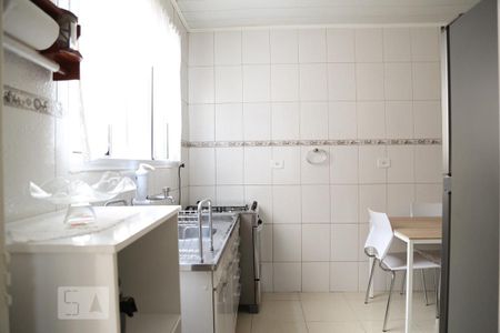 Casa à venda com 100m², 4 quartos e 2 vagasCozinha