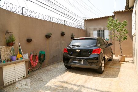 Casa à venda com 100m², 4 quartos e 2 vagasGaragem