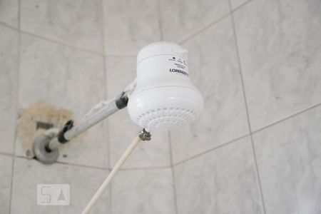 Casa à venda com 100m², 4 quartos e 2 vagasBanheiro 1