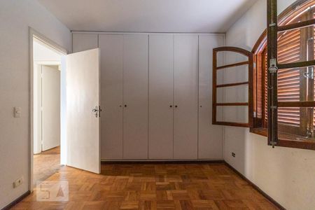Quarto 2 de casa de condomínio para alugar com 3 quartos, 202m² em Alphaville, Santana de Parnaíba