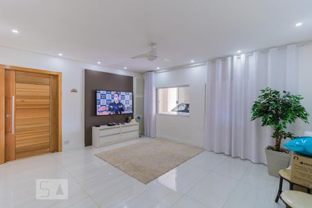 Sala de casa à venda com 3 quartos, 150m² em Parque Cruzeiro do Sul, São Paulo