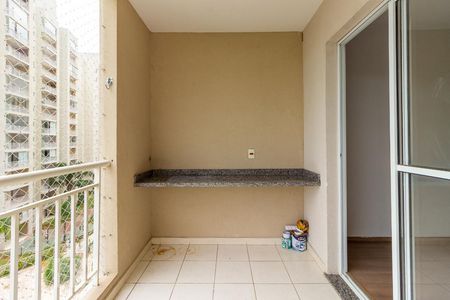 Varanda da Sala de apartamento para alugar com 2 quartos, 79m² em Jardim Tupanci, Barueri