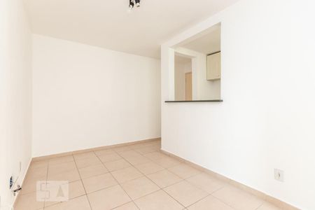 Sala de apartamento à venda com 2 quartos, 45m² em Jardim Santa Terezinha, São Paulo
