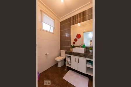 1o. Andar - Lavabo de casa de condomínio à venda com 3 quartos, 380m² em Vila Santo Estefano, São Paulo