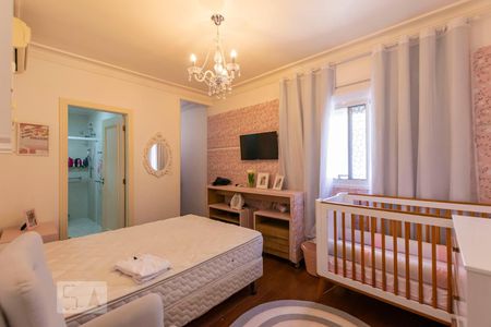 Casa de condomínio à venda com 380m², 3 quartos e 3 vagas2o. Andar - Suíte 2