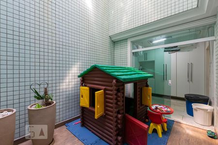 Casa de condomínio à venda com 380m², 3 quartos e 3 vagas1o. Andar - Varanda