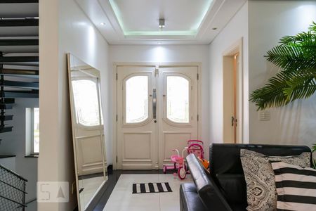 1o. Andar - Sala de casa de condomínio à venda com 3 quartos, 380m² em Vila Santo Estefano, São Paulo