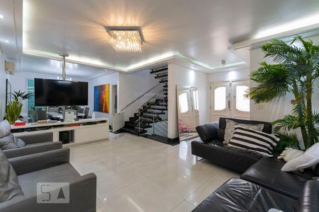 1o. Andar - Sala de casa de condomínio à venda com 3 quartos, 380m² em Vila Santo Estefano, São Paulo