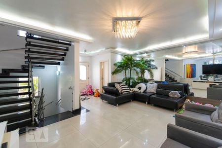 1o. Andar - Sala de casa de condomínio à venda com 3 quartos, 380m² em Vila Santo Estefano, São Paulo
