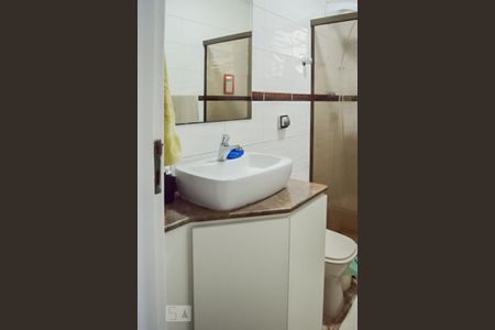 Casa à venda com 200m², 3 quartos e 2 vagasBanheiro Quarto 3