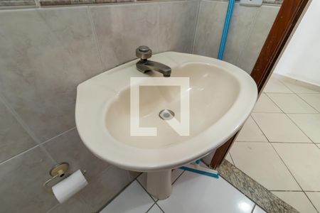 Casa à venda com 110m², 2 quartos e 2 vagasBanheiro