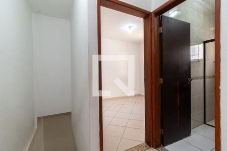 Casa à venda com 110m², 2 quartos e 2 vagasCorredor dos Quartos