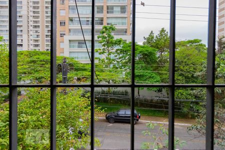 Vista de casa à venda com 3 quartos, 130m² em Campo Belo, São Paulo
