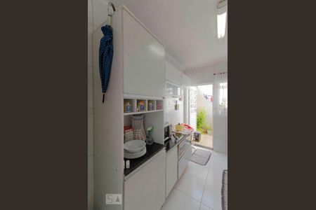 Casa de condomínio para alugar com 75m², 2 quartos e 1 vagaCozinha