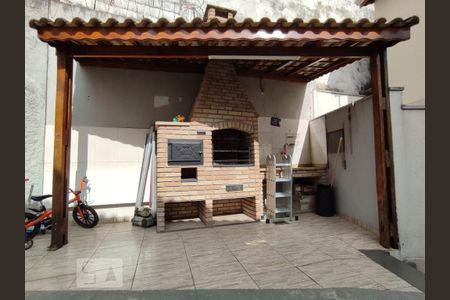 Casa de condomínio para alugar com 75m², 2 quartos e 1 vagaÁrea Comum - Churrasqueira