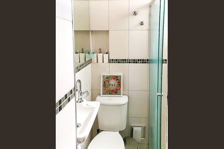 Apartamento à venda com 73m², 2 quartos e 1 vaga Apartamento à venda com 73m², 2 quartos e 1 vagaBanheiro