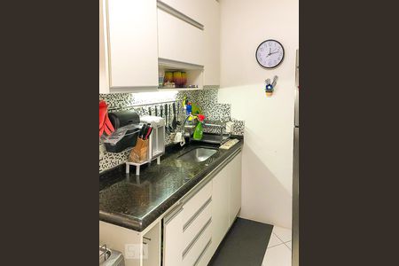 Apartamento à venda com 73m², 2 quartos e 1 vaga Apartamento à venda com 73m², 2 quartos e 1 vagaCozinha