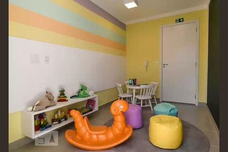 Apartamento à venda com 41m², 2 quartos e sem vagaÁrea Comum - Playground