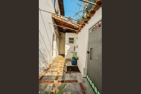 Casa para alugar com 50m², 2 quartos e sem vagaÁrea Externa