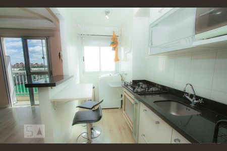 Cozinha de apartamento à venda com 2 quartos, 60m² em Igara, Canoas