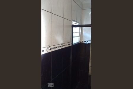 Banheiro de casa à venda com 3 quartos, 140m² em Jardim Maria Rosa, Taboão da Serra