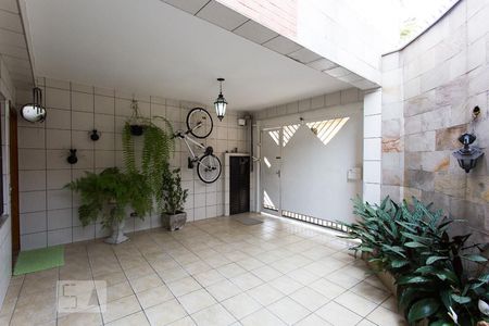 Casa à venda com 220m², 3 quartos e 3 vagasGaragem