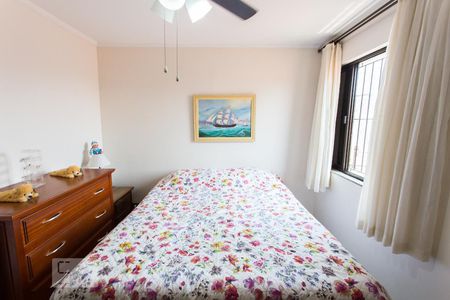 Casa à venda com 220m², 3 quartos e 3 vagasQuarto 2