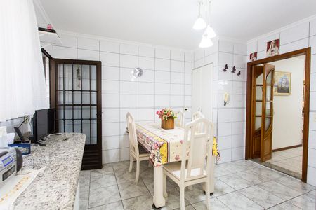 Casa à venda com 220m², 3 quartos e 3 vagasCozinha