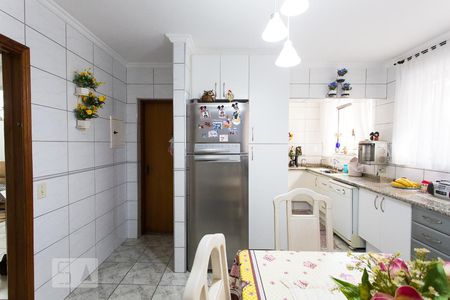 Casa à venda com 220m², 3 quartos e 3 vagasCozinha