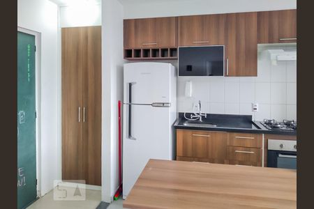 Apartamento para alugar com 33m², 1 quarto e sem vaga