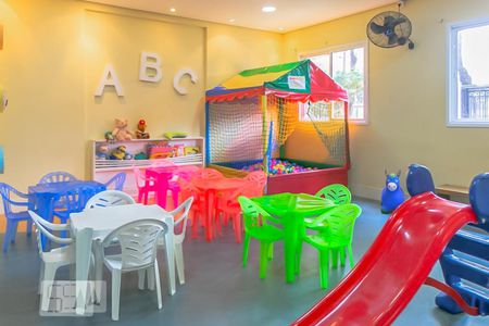 Apartamento para alugar com 33m², 1 quarto e sem vaga