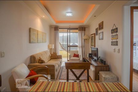 Sala de apartamento para alugar com 2 quartos, 60m² em Partenon, Porto Alegre