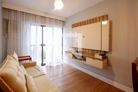 Sala de apartamento para alugar com 1 quarto, 62m² em Barra da Tijuca, Rio de Janeiro