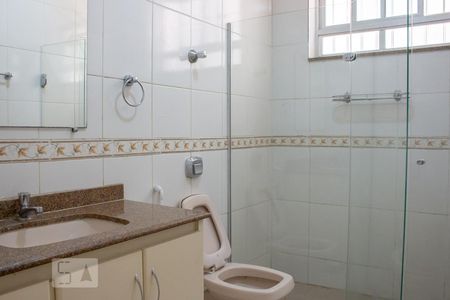 Banheiro Social de apartamento para alugar com 2 quartos, 84m² em Lourdes, Belo Horizonte