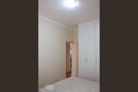 Quarto 1 de apartamento para alugar com 2 quartos, 84m² em Lourdes, Belo Horizonte
