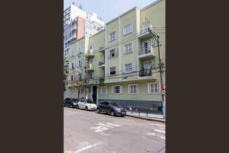 Apartamento para alugar com 75m², 2 quartos e sem vaga Apartamento para alugar com 75m², 2 quartos e sem vagaFachada