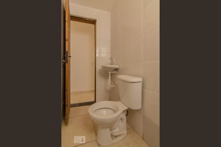 Banheiro de apartamento à venda com 2 quartos, 50m² em Cidade São Jorge, Santo André