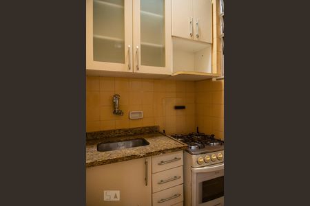 Cozinha de apartamento para alugar com 1 quarto, 55m² em Copacabana, Rio de Janeiro