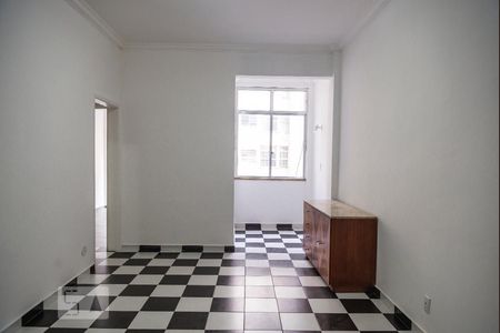 Sala de apartamento para alugar com 1 quarto, 55m² em Copacabana, Rio de Janeiro
