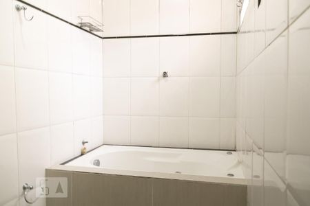 Casa à venda com 130m², 3 quartos e 3 vagas Casa à venda com 130m², 3 quartos e 3 vagasBanheiro