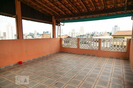 Casa à venda com 130m², 3 quartos e 3 vagas Casa à venda com 130m², 3 quartos e 3 vagasTerraço