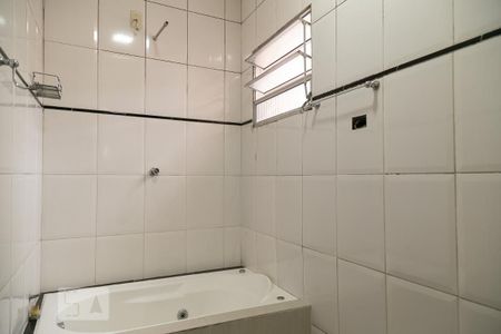 Casa à venda com 130m², 3 quartos e 3 vagas Casa à venda com 130m², 3 quartos e 3 vagasBanheiro