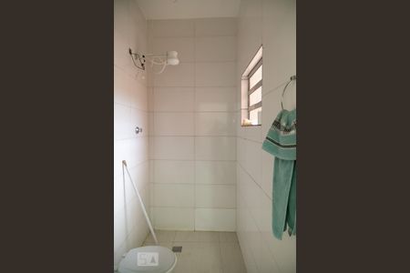 Casa à venda com 130m², 3 quartos e 3 vagas Casa à venda com 130m², 3 quartos e 3 vagasBanheiro de serviço