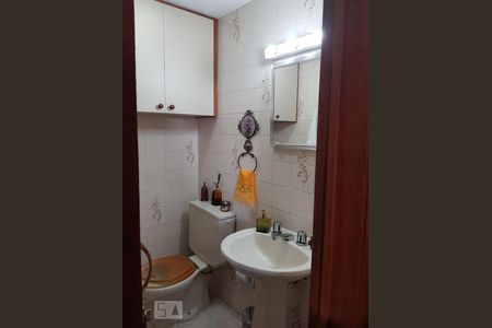 Apartamento à venda com 80m², 3 quartos e 2 vagas Apartamento à venda com 80m², 3 quartos e 2 vagasBanheiro da Suite