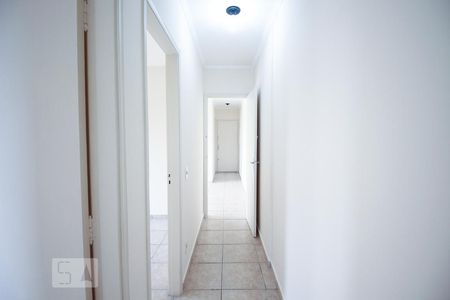 Corredor de apartamento para alugar com 2 quartos, 72m² em Vila do Encontro, São Paulo
